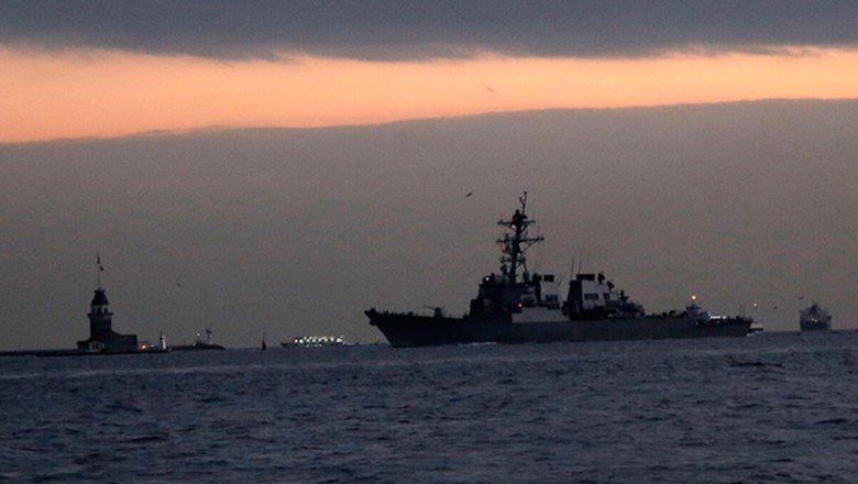 ABD savaş gemisi Boğaz&amp;#39;dan geçti