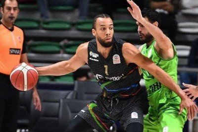 Aliağa Petkimspor’da Demitrius Conger gitti