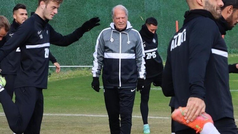 Altay'da Başakşehir maçı öncesi 2 eksik