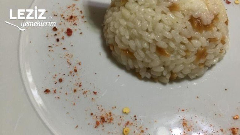Arpa Şehriyeli Pirinç Pilavı Nasıl Yapıılır?