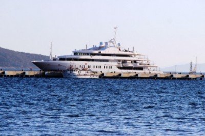 Bodrum'a demir atan 118 milyon dolarlık yüzen sarayın günlük kirası dudak uçuklattı