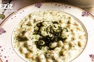 Börek Çorbası (Şiş Börek)