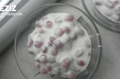 Çocuklar Icin Yogurtlu Nar Taneleri