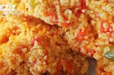 Domatesli Pilav Yapılışı