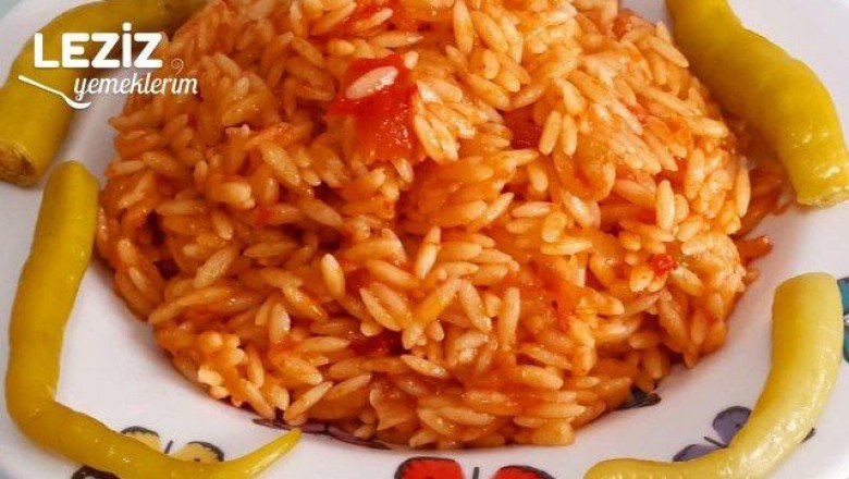Domatesli Şehriye Pilavı