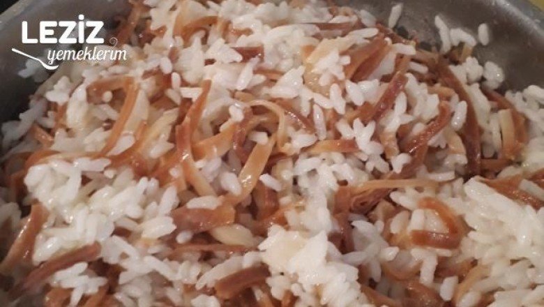 Erişteli Pirinç Pilavı