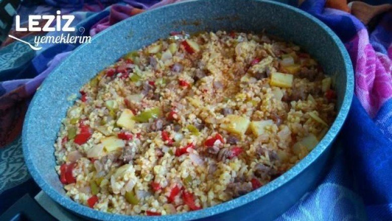 Etli Bulgur Pilavı Yapımı