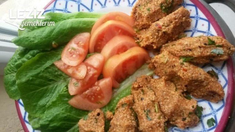 Evde En Pratik Çiğ Köfte Yapımı