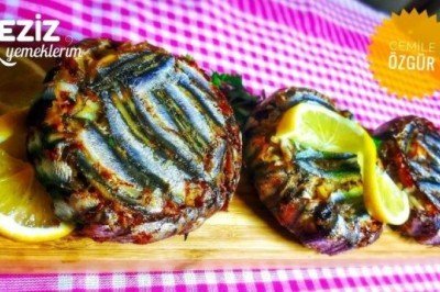 Güveçte Hamsili Pilav