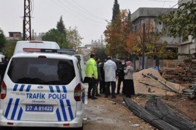 İnşaatta iskele çöktü: 1 ölü