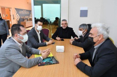 İranlı mobilyacılar, Kayserili üreticilerle bir araya geldi