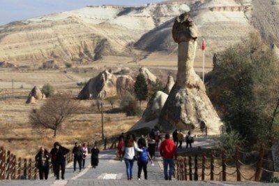 Kapadokya'da ara tatil yoğunluğu yaşanıyor