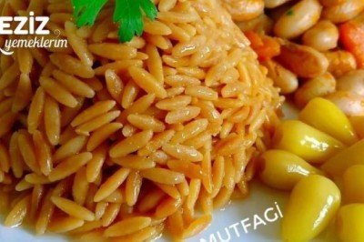 Nefis Arpa Şehriye Pilavı