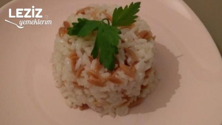 Nefis Arpa Şehriyeli Pirinç Pilavı