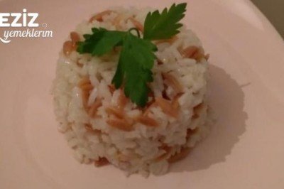 Nefis Arpa Şehriyeli Pirinç Pilavı