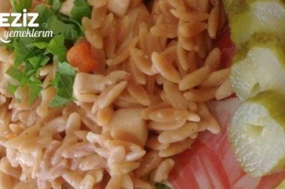 Nefis Tavuklu Şehriye Pilavı