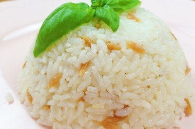 Nefis Tel Şehriyeli Pirinç Pilavı Tarifi
