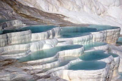 Pamukkale, sonbaharda da turistleri cezbediyor