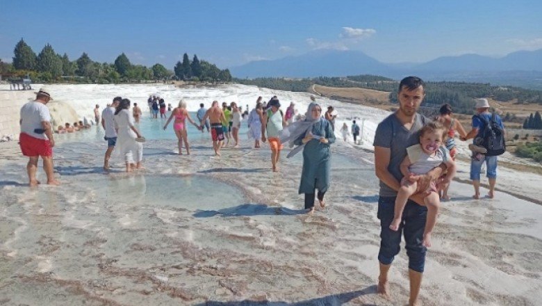 Pamukkale'de sonbahar yoğunluğu
