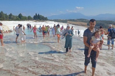 Pamukkale'de sonbahar yoğunluğu