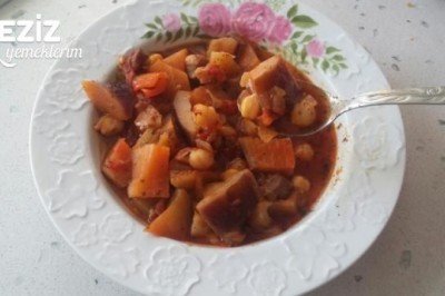 Patlıcan Sulusu Yemeği