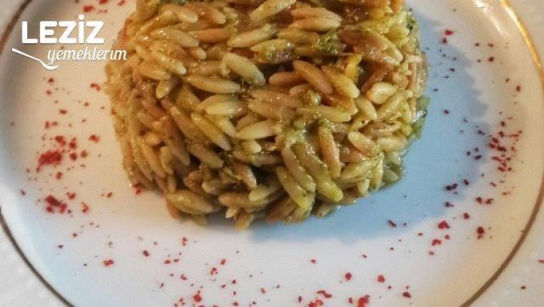 Pesto Soslu Şehriye Pilavı