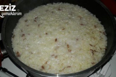 Pirinç Pilavı (Her Yemeğin Yanına)