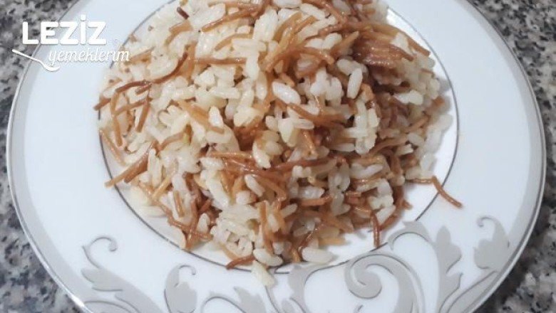 Pirinç Pilavı Tarifi (Şehriyeli)