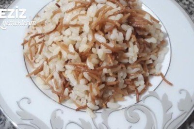 Pirinç Pilavı Tarifi (Şehriyeli)
