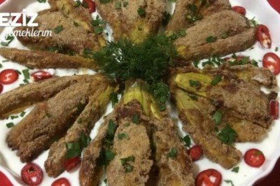 Sarımsaklı Yoğurt Yatağında Çıtır Kabak