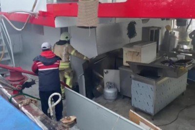 Sarıyer'de balıkçı teknesinde yangın