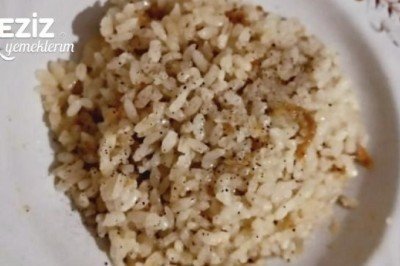 Soğanlı Havuçlu Tarçınlı Pilav