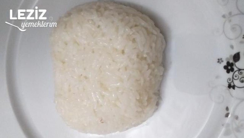 Tam Kıvamında Pirinç Pilavı Yapımı