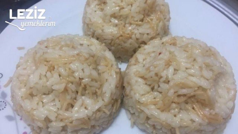 Tane Tane Pirinç Pilavı