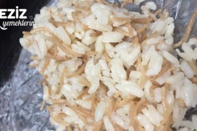 Tane Tane Şehriyeli Pirinç Pilavı