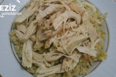 Tavuk Suyuna Tavuklu Bulgur Pilavı