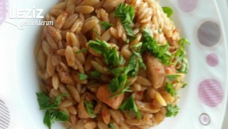 Tavuklu Şehriye Pilavı