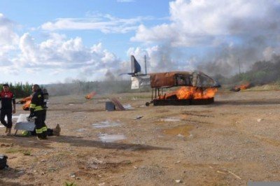 Uçak kazası tatbikatı yapıldı