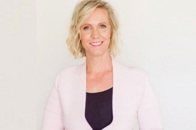 Ünlü ebeveyn eğitmeni 16 Ekim'de Türk annelerle buluşuyor