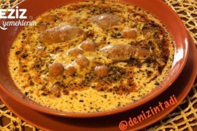 Yoğurtlu Analı Kızlı Yemeği Tarifi (Hatay Yöresi)