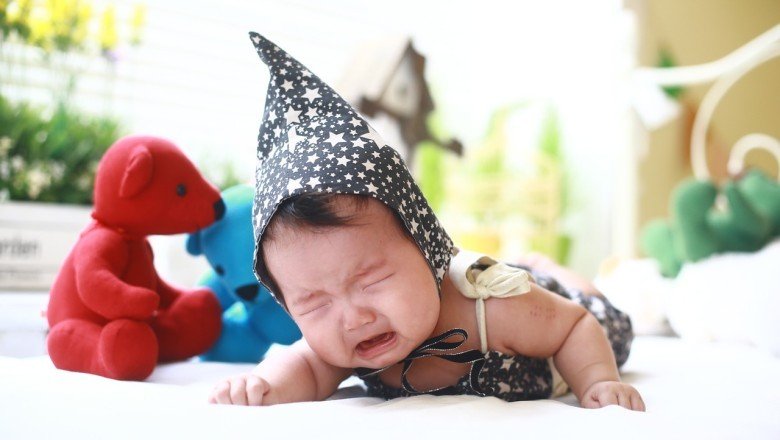 Ağlayan çocuğa yaklaşım... nasıl olmalıdır?