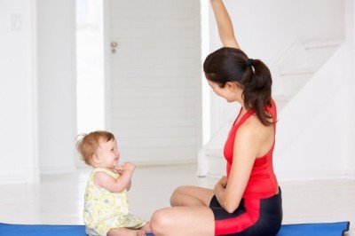 'Bebeğinizi Tummy time egzersizleriyle geliştirin'