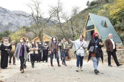 Büyükşehir ve IOM, göçmenlerin uyum ve koordinasyonu için çalışmaya devam ediyor