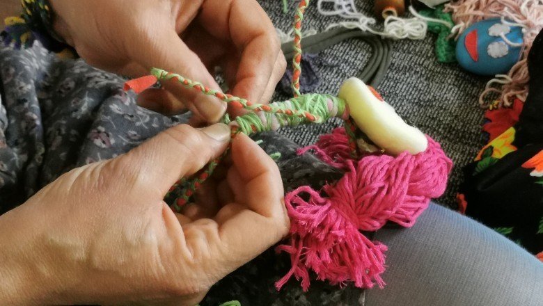 ‘’Ev hanımından el emeği maskeler ‘’