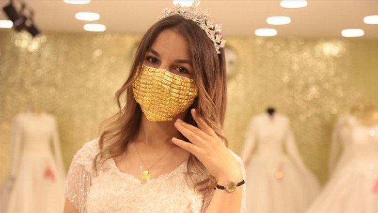 Gelinlere altın işlemeli cerrahi maske