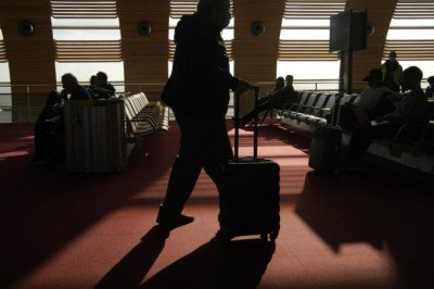 İngiltere, 6 Afrika ülkesini kırmızı listeye aldı