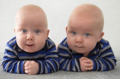 Tek yumurta ikizlerinin  aynı olmadığı keşfedildi