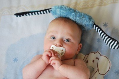 Uzun süreli emzik kullanımı, ileride ortodontik tedavi gerektirebilir