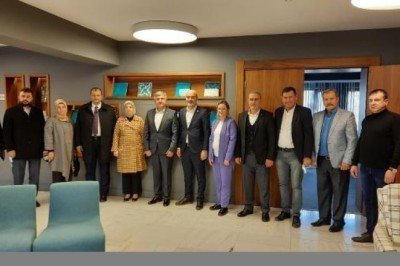 AK Parti Milletvekillerinden İznik TSO'ya ziyaret