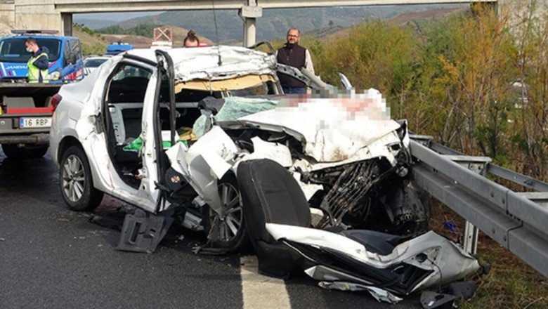 İHH gönüllüleri kaza yaptı: 4 ölü